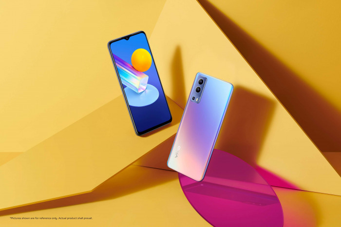 Ebenfalls neu in Deutschland: das Mittelklassegerät Vivo Y72 5G (Bild: Vivo)